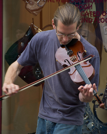 Galway fiddler